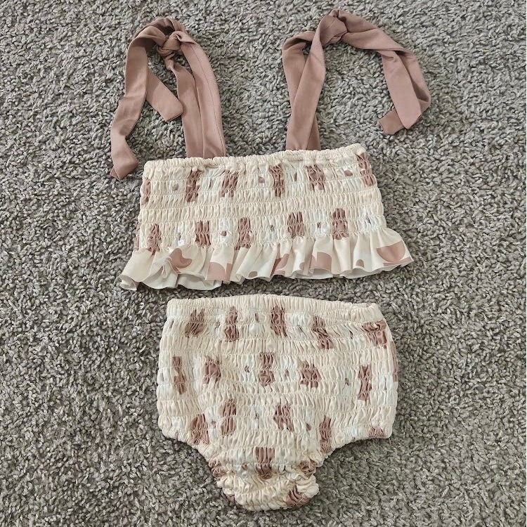 Throwing Tiny Fits Toddler Girls Smocked Two Piece Swimsuit Mauve Cream 18-24m — image 4 of 4